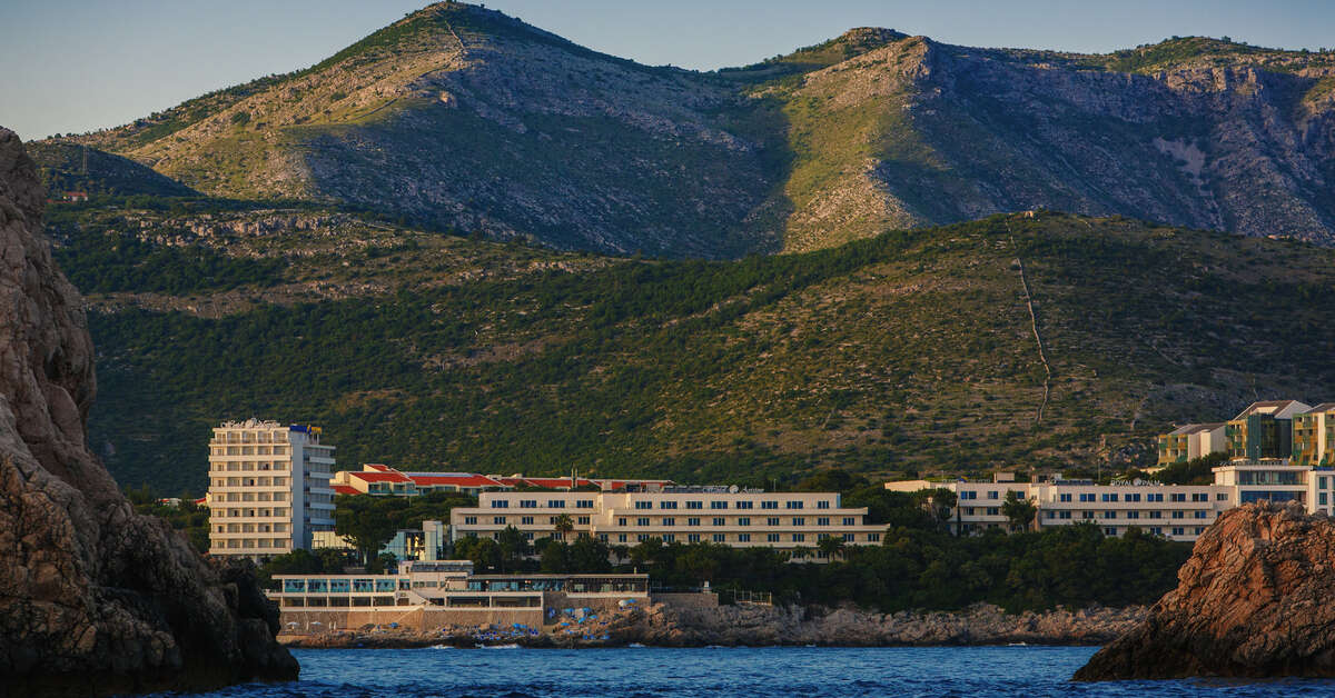 Ein Foto von der Außenansicht des Hotel Ariston