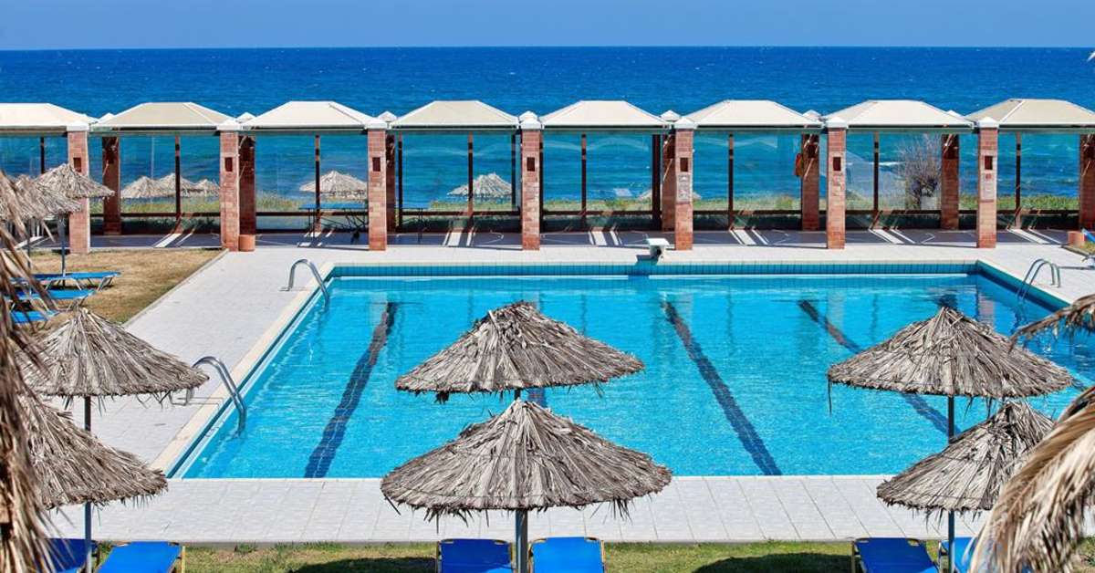 Een foto van het zwembad bij Civitel Creta Beach Hotel
