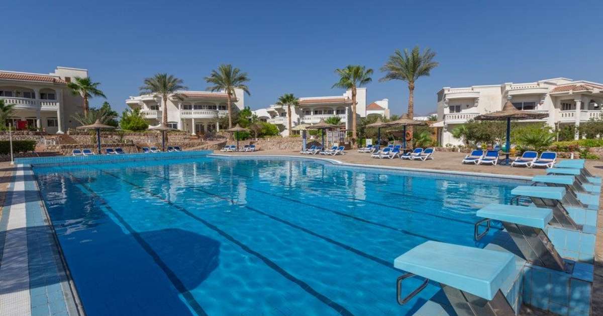 Een foto van het zwembad bij Naama Bay Hotel