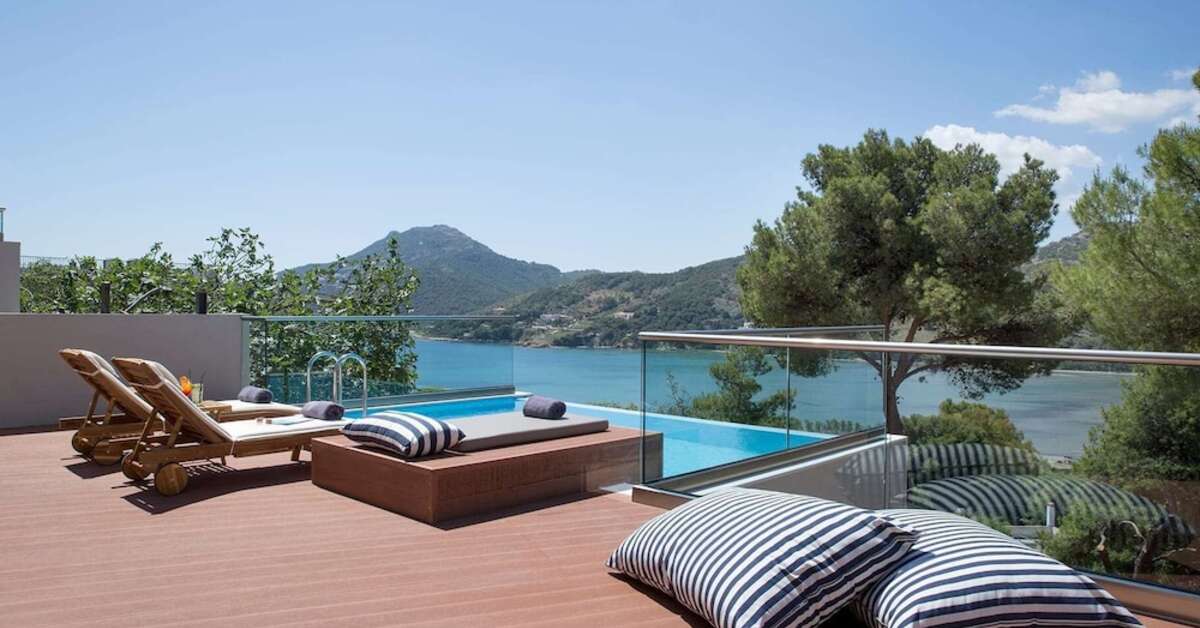 Een foto van het zwembad bij Hotel Dolce Attica Riviera