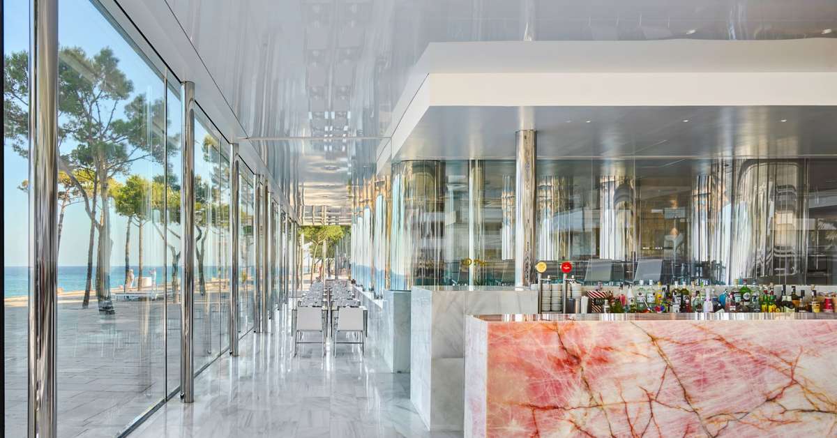 Een foto van het interieur van Hotel Aromar