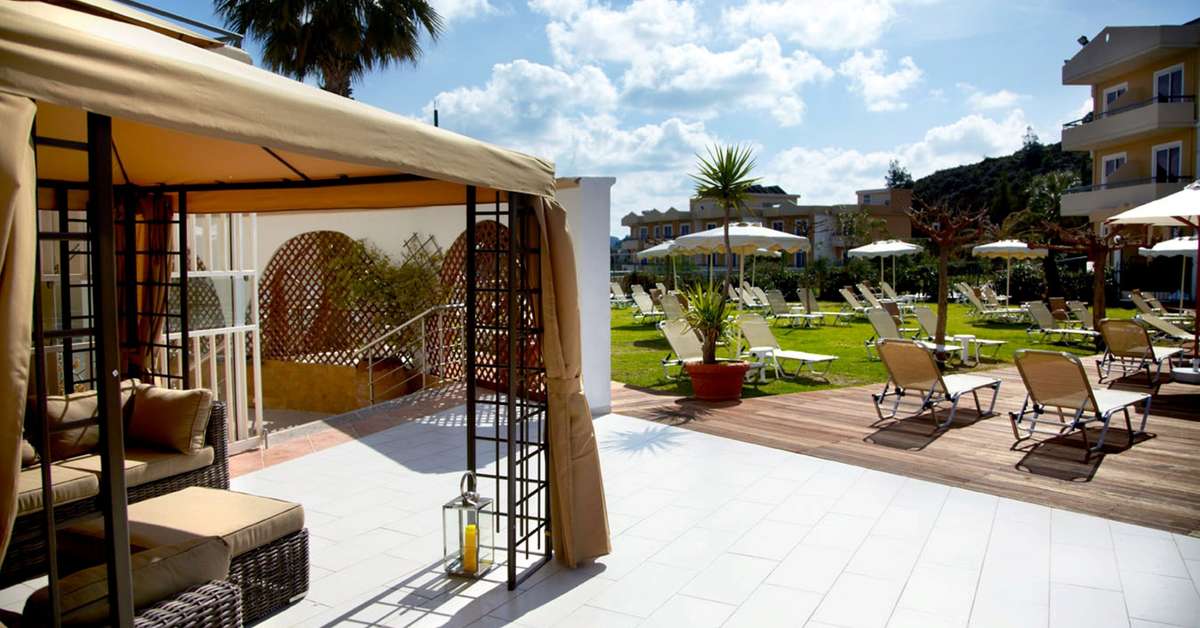 Een foto van het terras bij Venezia Resort
