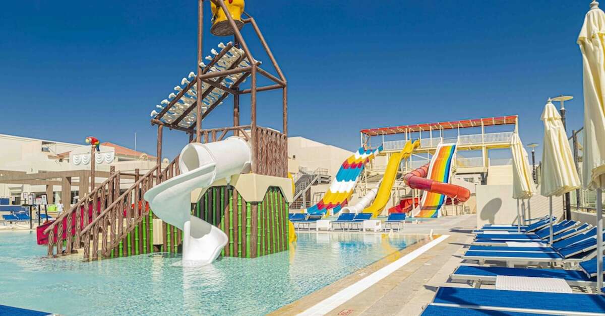 Een foto van het zwembad bij Amarina Abu Soma Resort & Aquapark