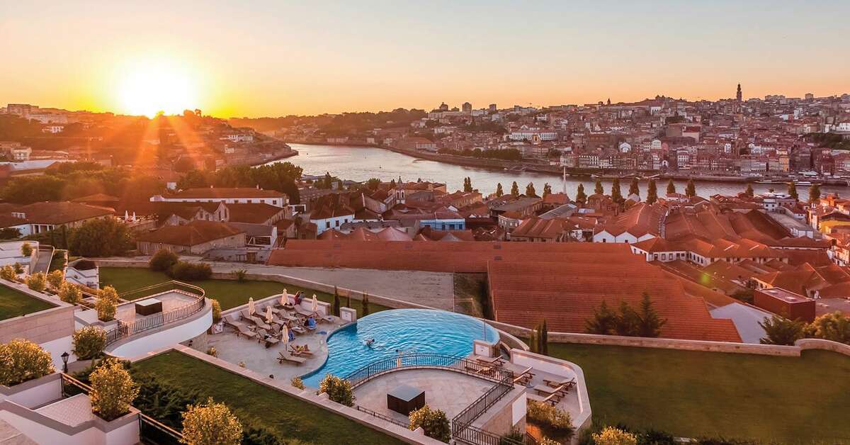 Een foto van het zwembad bij The Yeatman Hotel