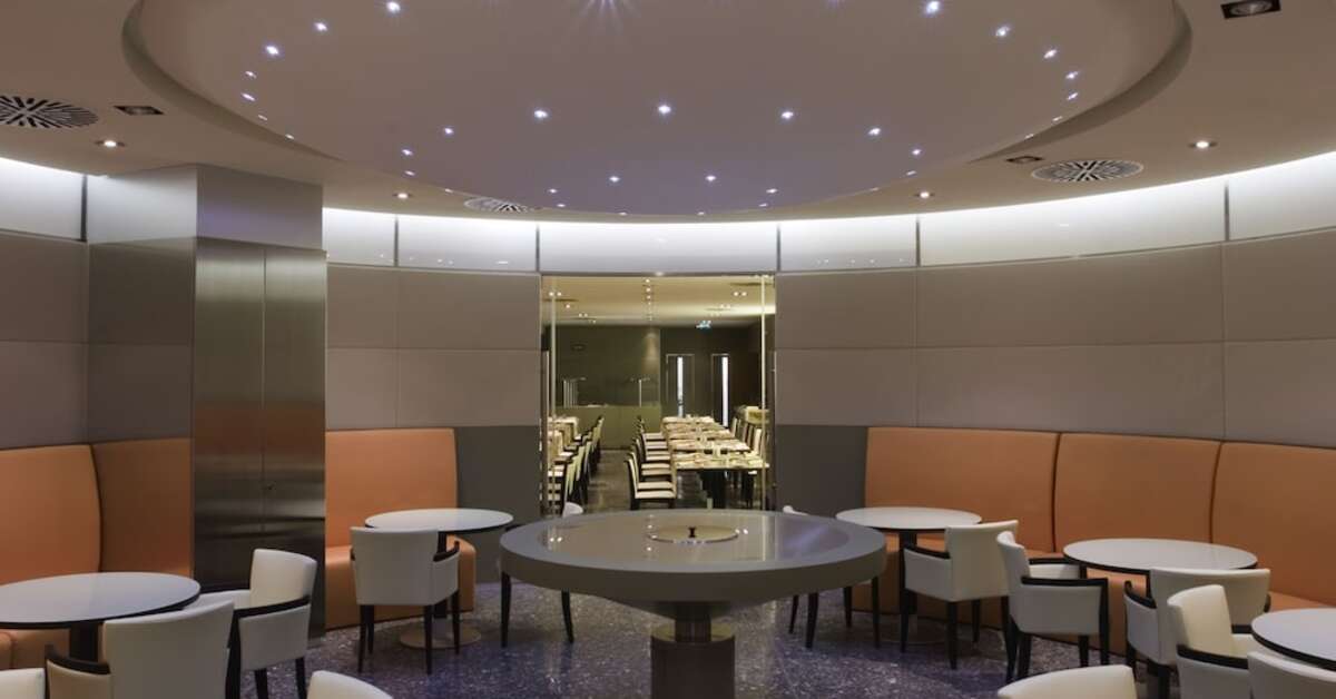 Een foto van de faciliteiten bij Unahotels T Hotel Cagliari