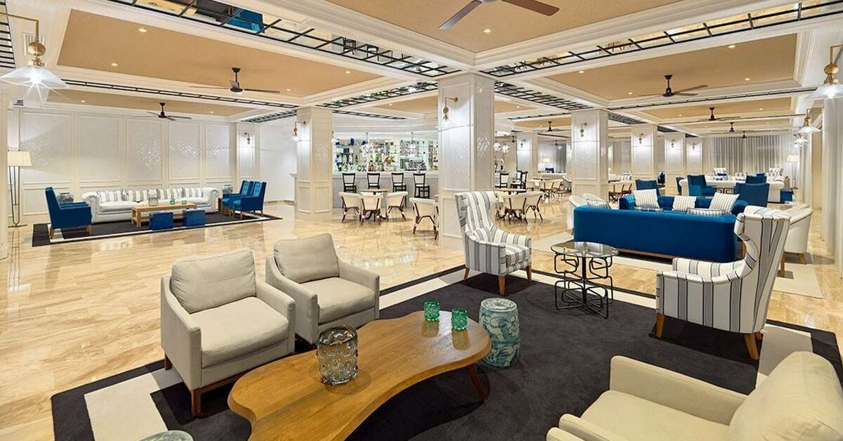 Een foto van het interieur van H10 Delfin