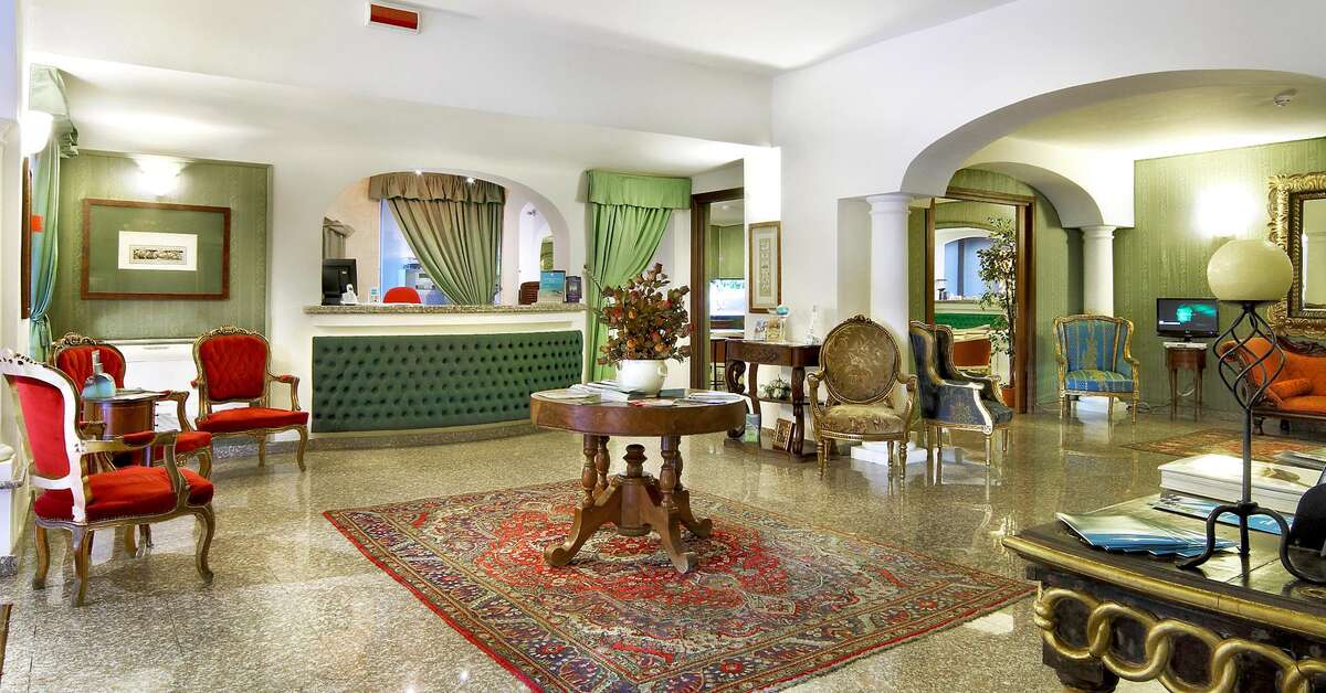 Een foto van het interieur van Colonna Palace Mediterraneo