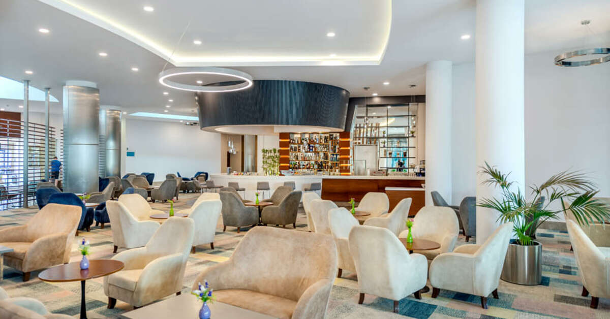 Een foto van het interieur van Hotel Baia Lara