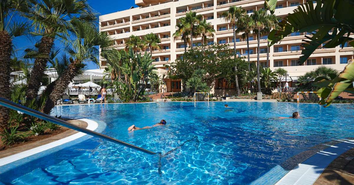 Ein Foto vom Pool im Hipotels Said