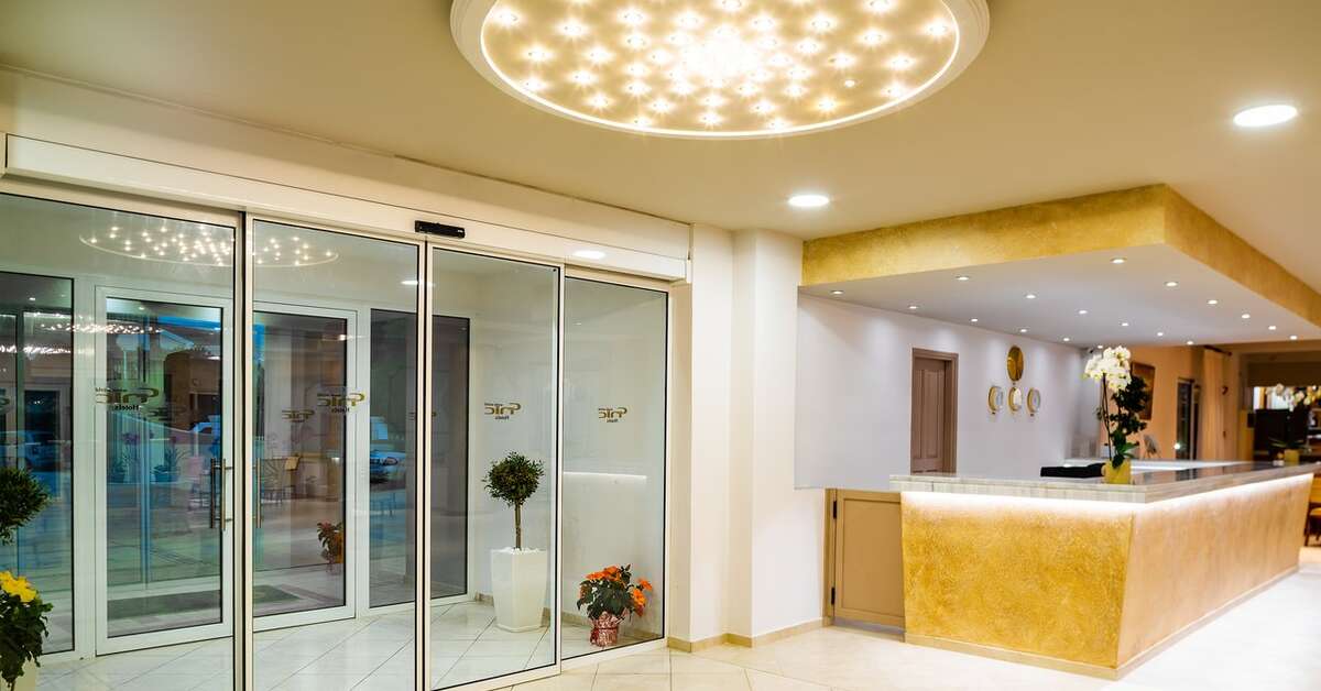 Een foto van het interieur van Cnic Gemini Hotel