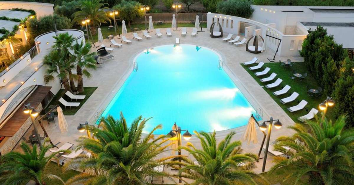 Een foto van het zwembad bij Grand Hotel la Chiusa di Chietri