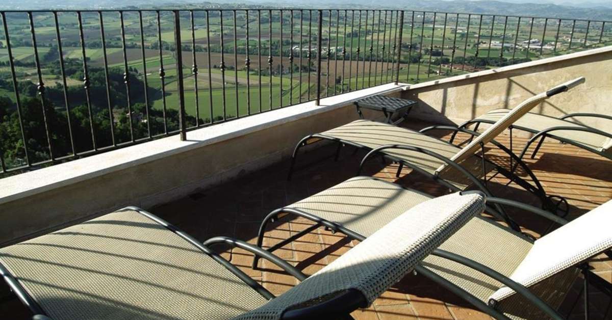 Een foto van het terras bij Relais La Corte di Bettona