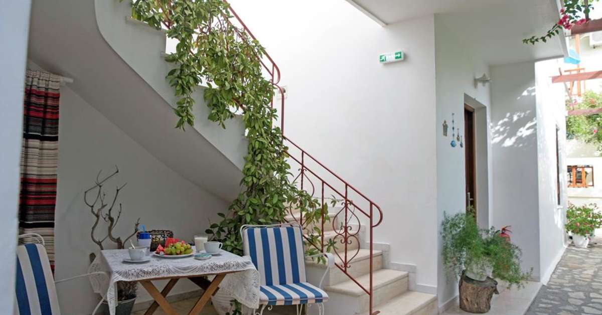 Een foto van het terras bij Maria Studios & Appartementen