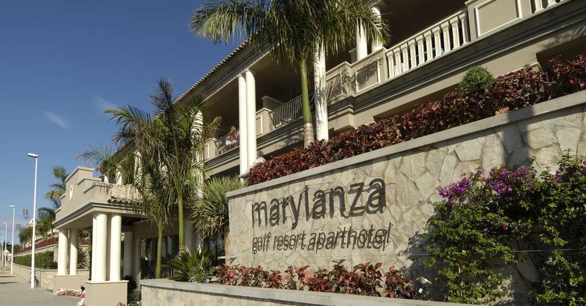 Een foto van de buitenkant van Marylanza Suites & Spa