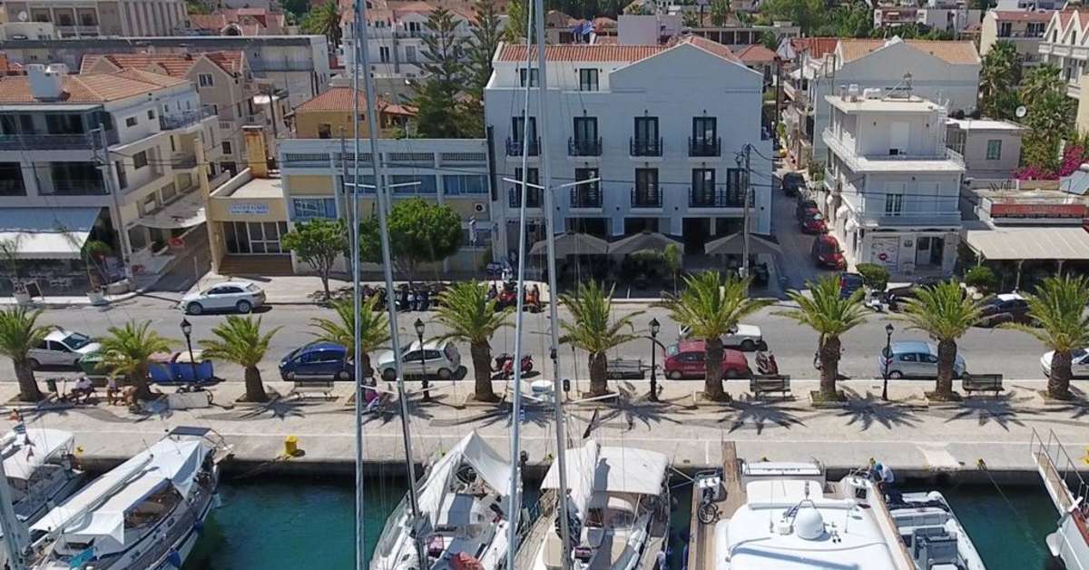 Een foto van de buitenkant van Kefalonia Grand Hotel