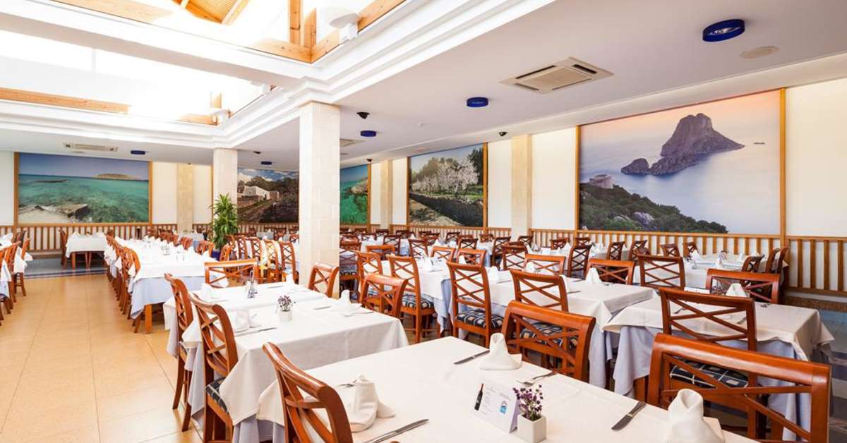 Een foto van de faciliteiten bij Invisa Hotel Club Cala Blanca