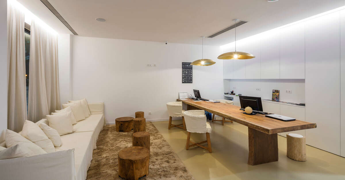 Een foto van het interieur van Lagos Avenida Hotel
