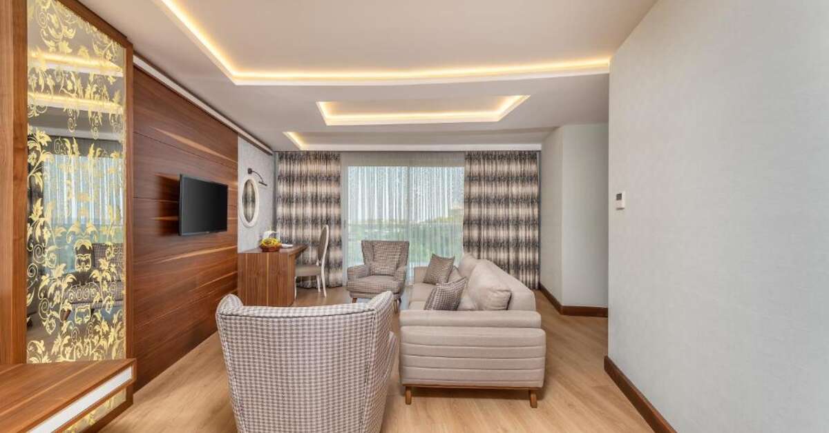 Een foto van het interieur van The Marilis Hill Resort Hotel & Spa