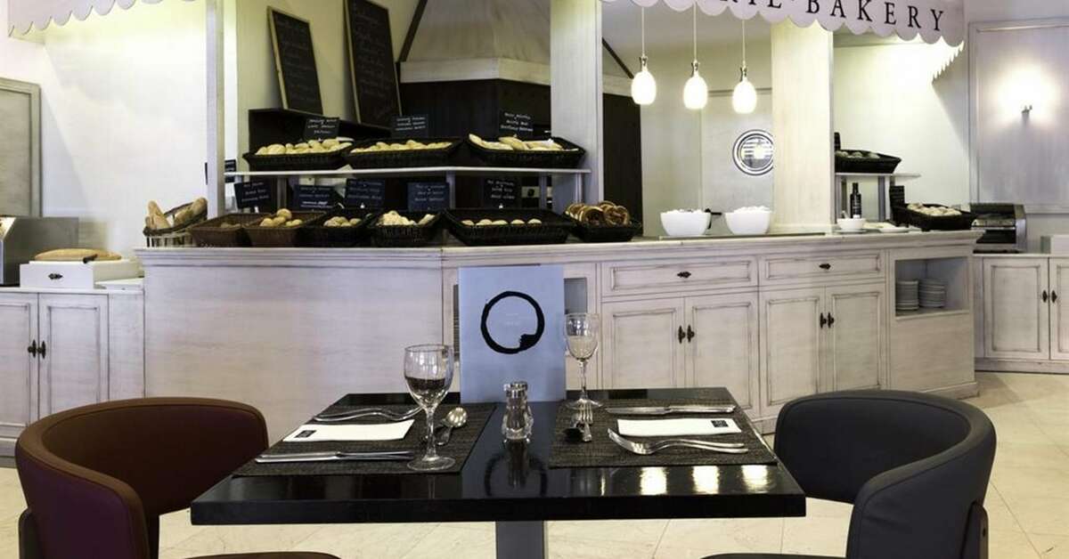 Een foto van H10 Estepona Palace