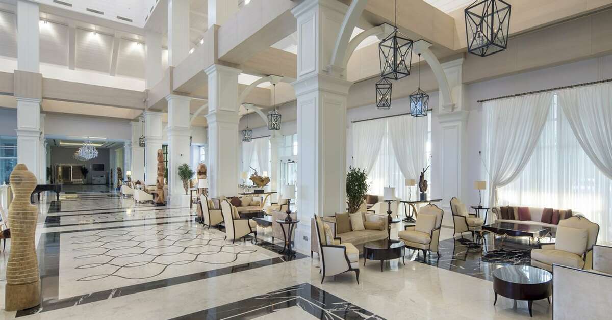 Een foto van het interieur van Titanic Deluxe Golf Belek