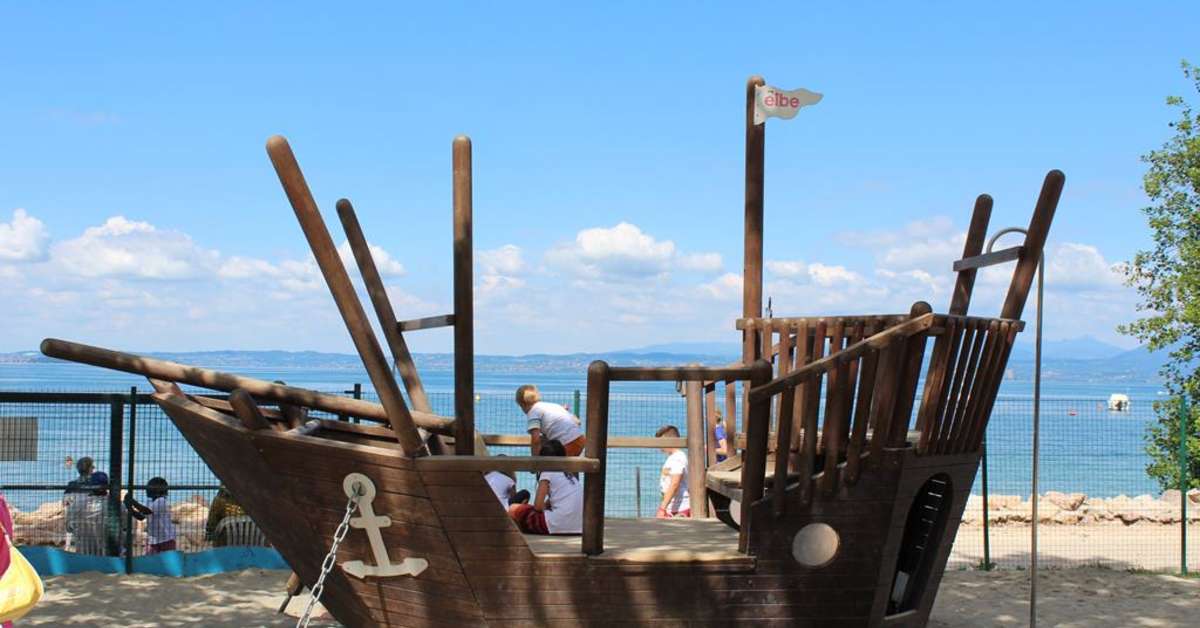Een foto van het strand bij Camping Cisano & San Vito