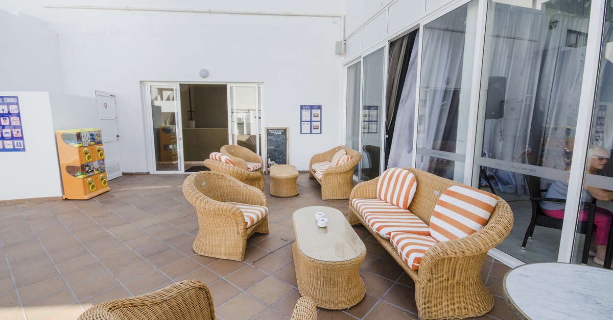 Een foto van het terras bij Lanzarote Paradise Appartementen