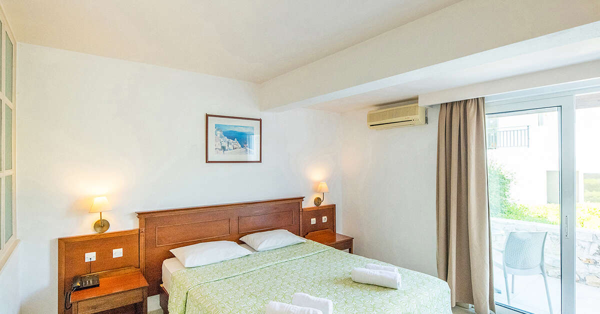 Ein Foto Semiramis Village Hotel