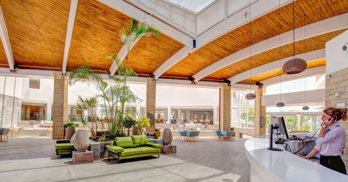 Een foto van het interieur van SBH Maxorata Resort