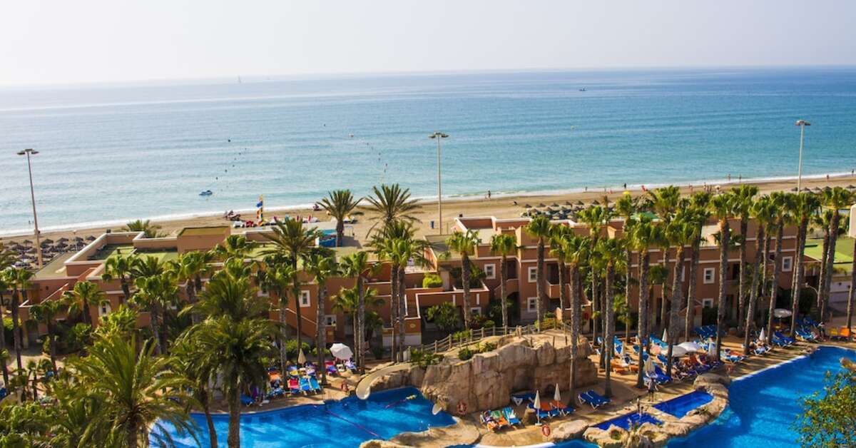 Een foto van de buitenkant van Hotel Playacapricho