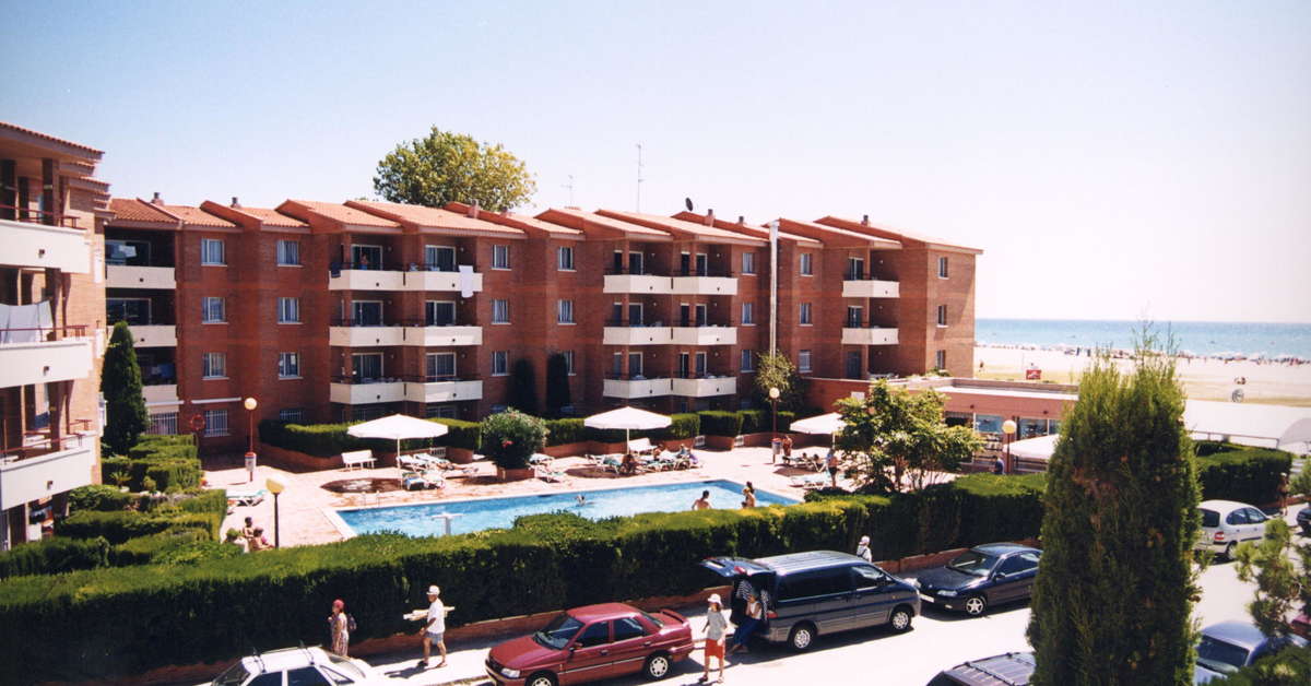Een foto van de buitenkant van Pierre & Vacances Residence Comarruga