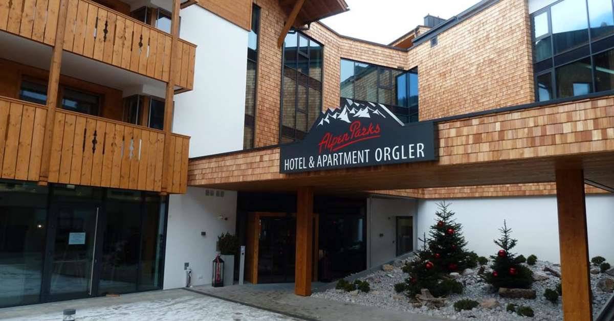 Een foto van de buitenkant van AlpenParks Orgler Kaprun