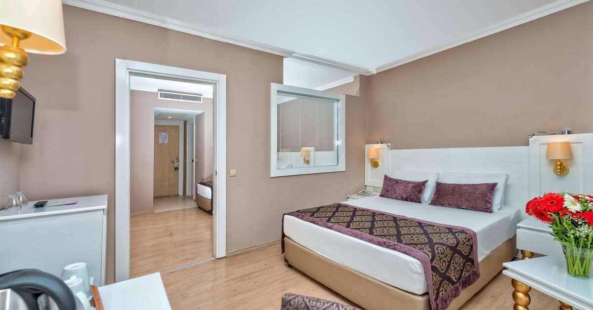 Een foto van Serenis Hotel