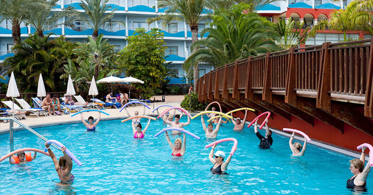 Een foto van het zwembad bij R2 Pajara Beach Hotel & Spa Wellness