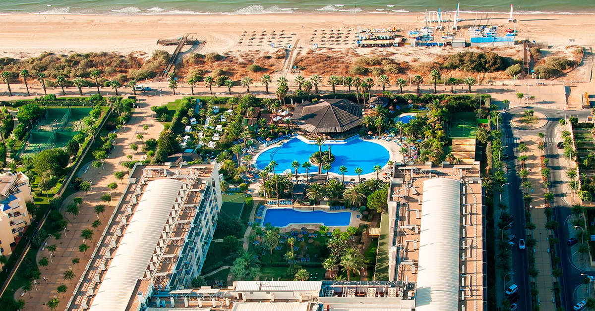 Ein Foto vom Pool im Estival Islantilla