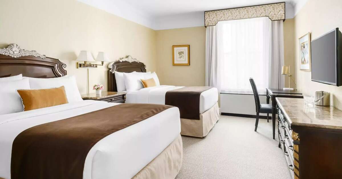 Ein Foto The Lucerne Hotel