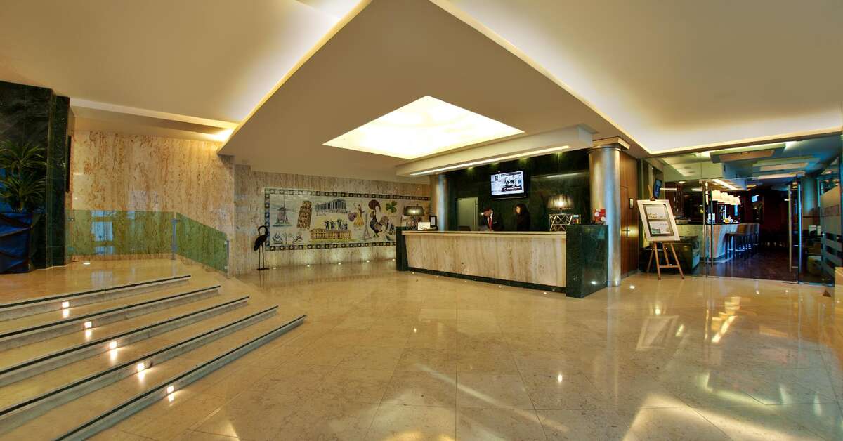 Een foto van het interieur van Turim Europa Hotel