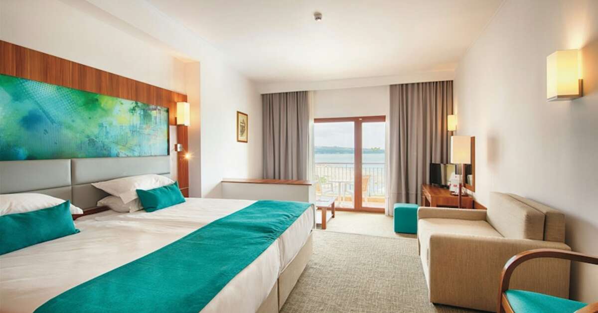 Een foto van Alua Helios Bay