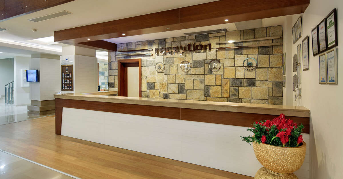 Een foto van het interieur van Green Bay Resort & Spa