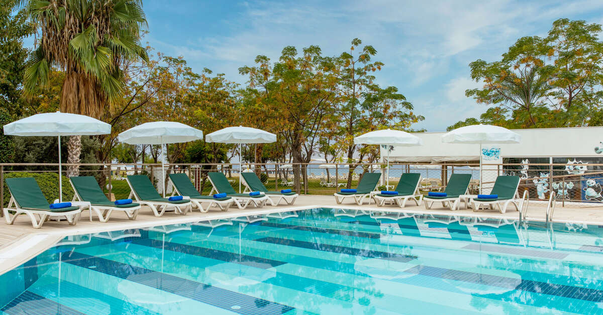 Een foto van het zwembad bij Labranda Alantur Resort