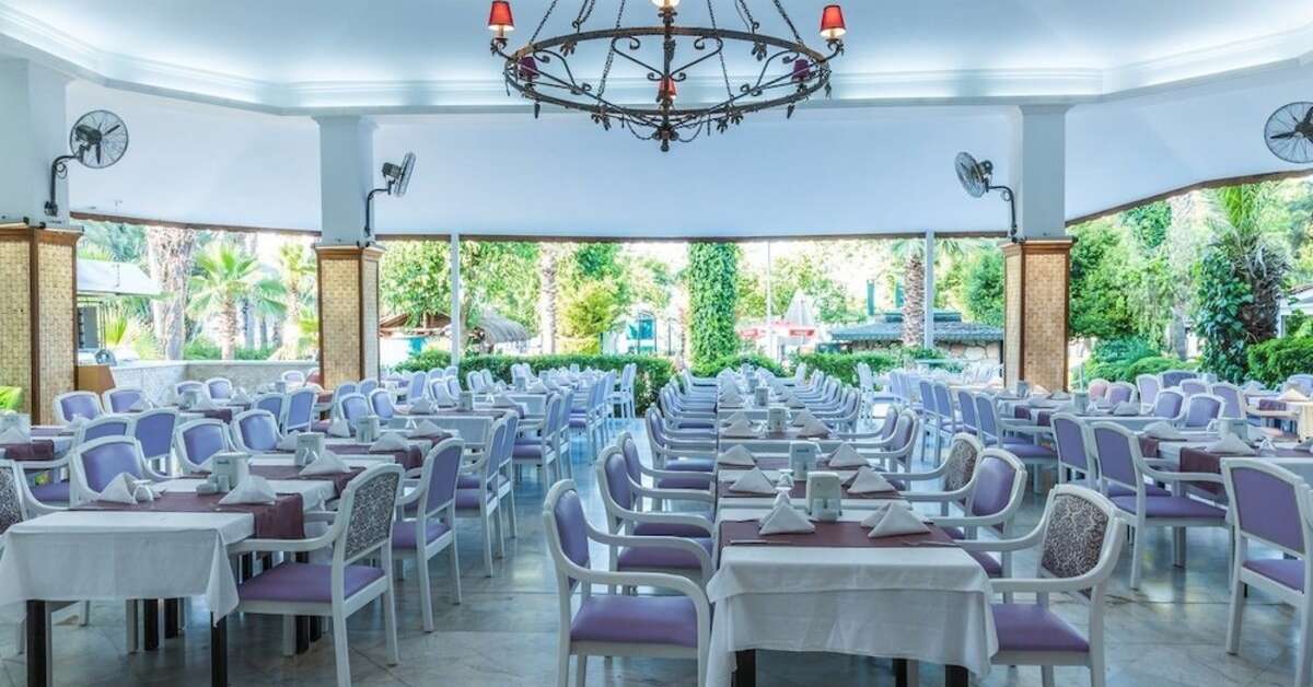 Een foto van de faciliteiten bij L'Etoile Hotel