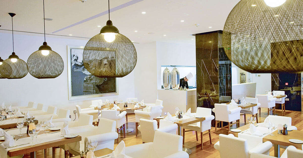 Een foto van de faciliteiten bij Mediterranean Beach Hotel