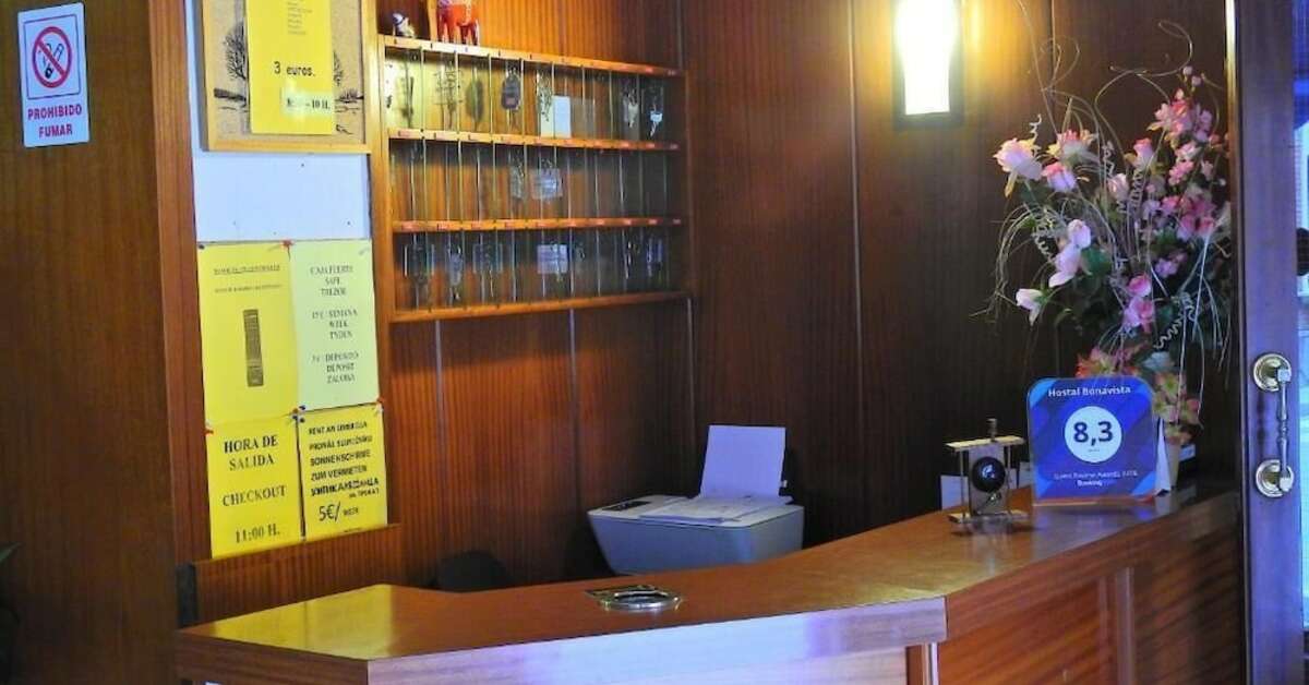 Een foto van het interieur van Hostal Bonavista