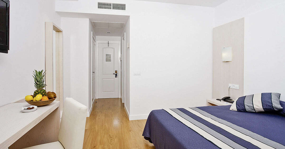 Een foto van het zwembad bij Hotel Spa Sagitario Playa