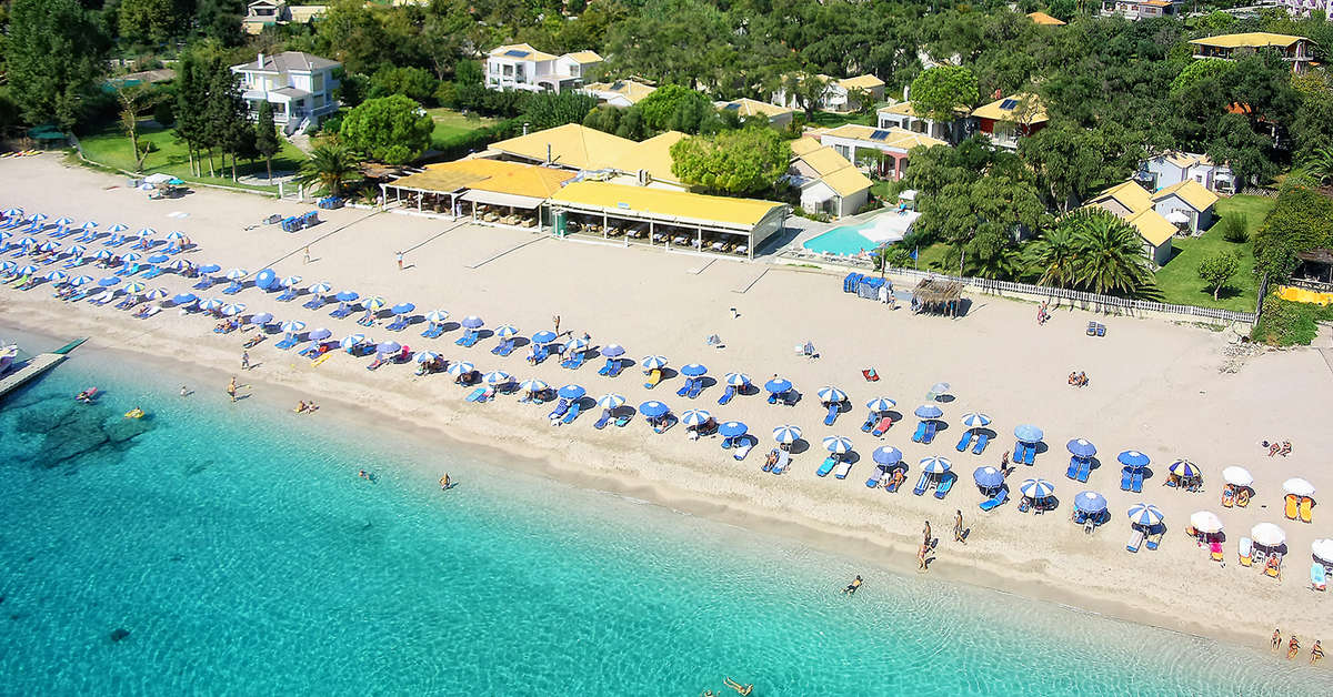 Een foto van het zwembad bij Parga Beach Resort