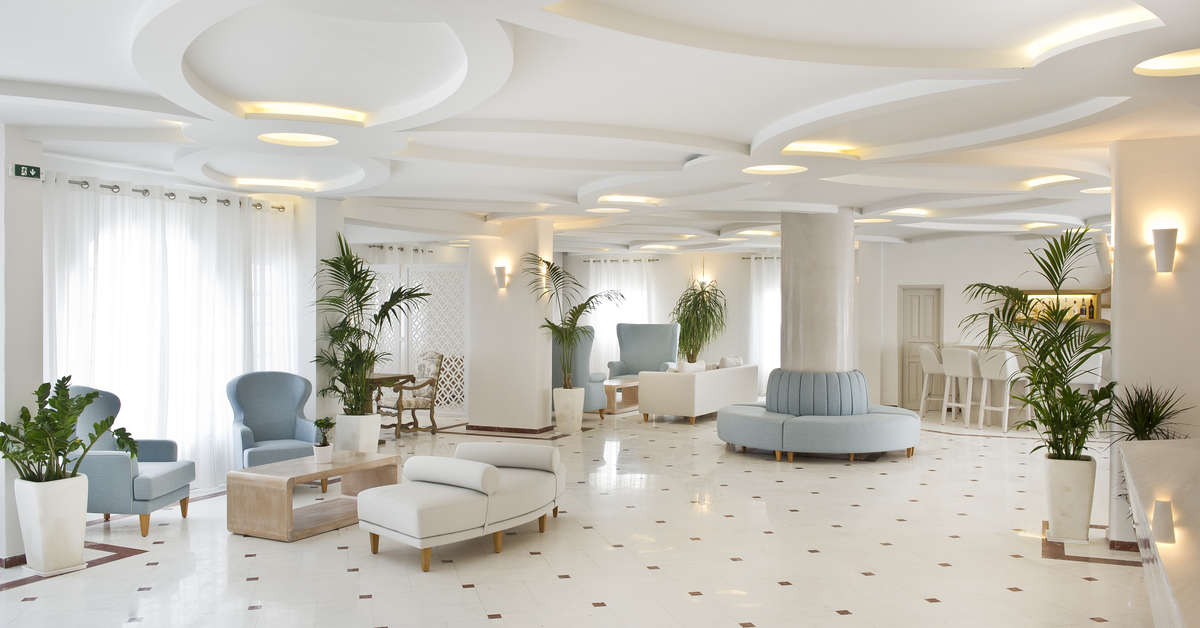 Een foto van het interieur van Santorini Palace Hotel