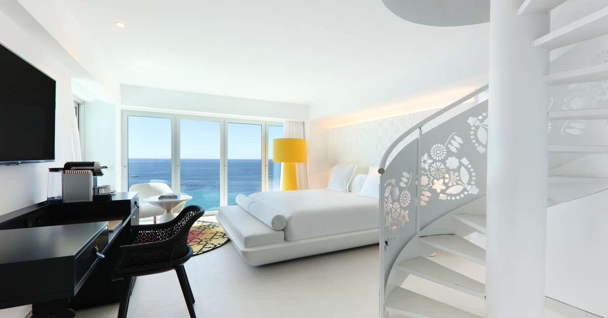 Een foto van The Donna Portals