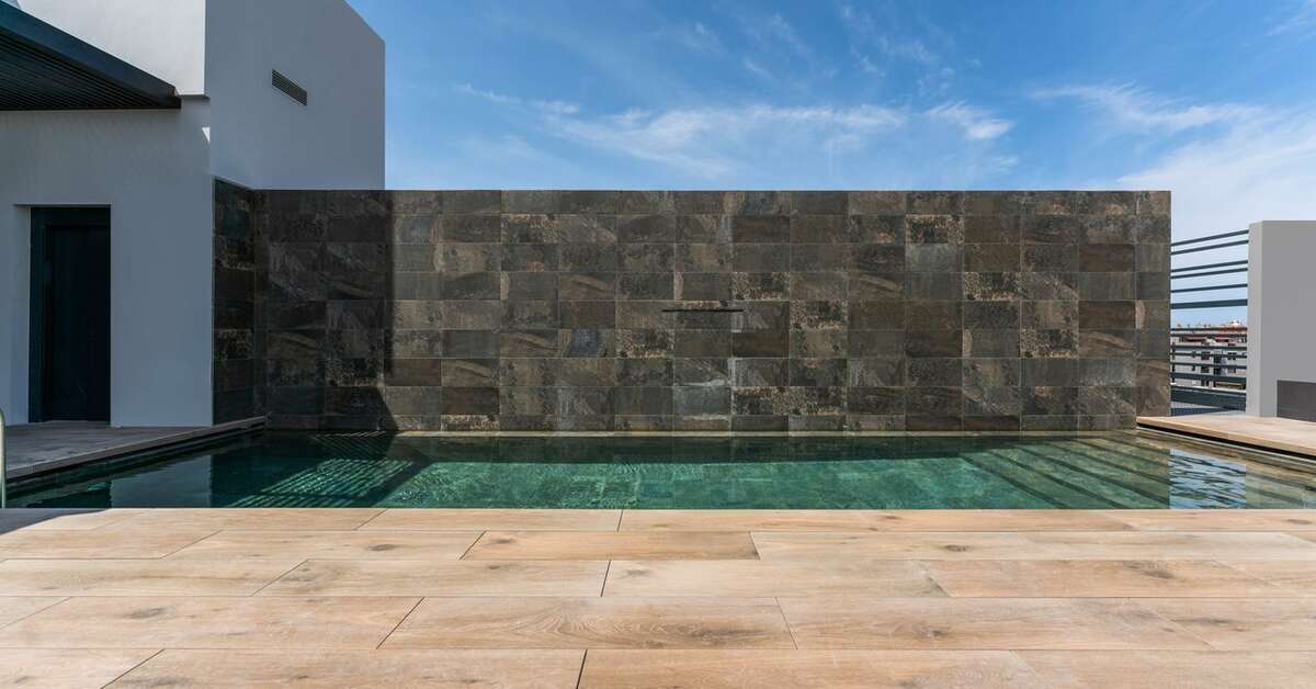 Ein Foto vom Pool im Hotel Livvo Lumm
