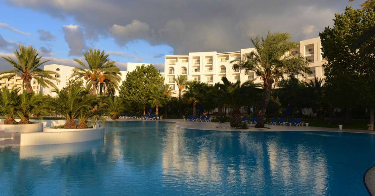 Ein Foto vom Pool im Saphir Palace & Spa