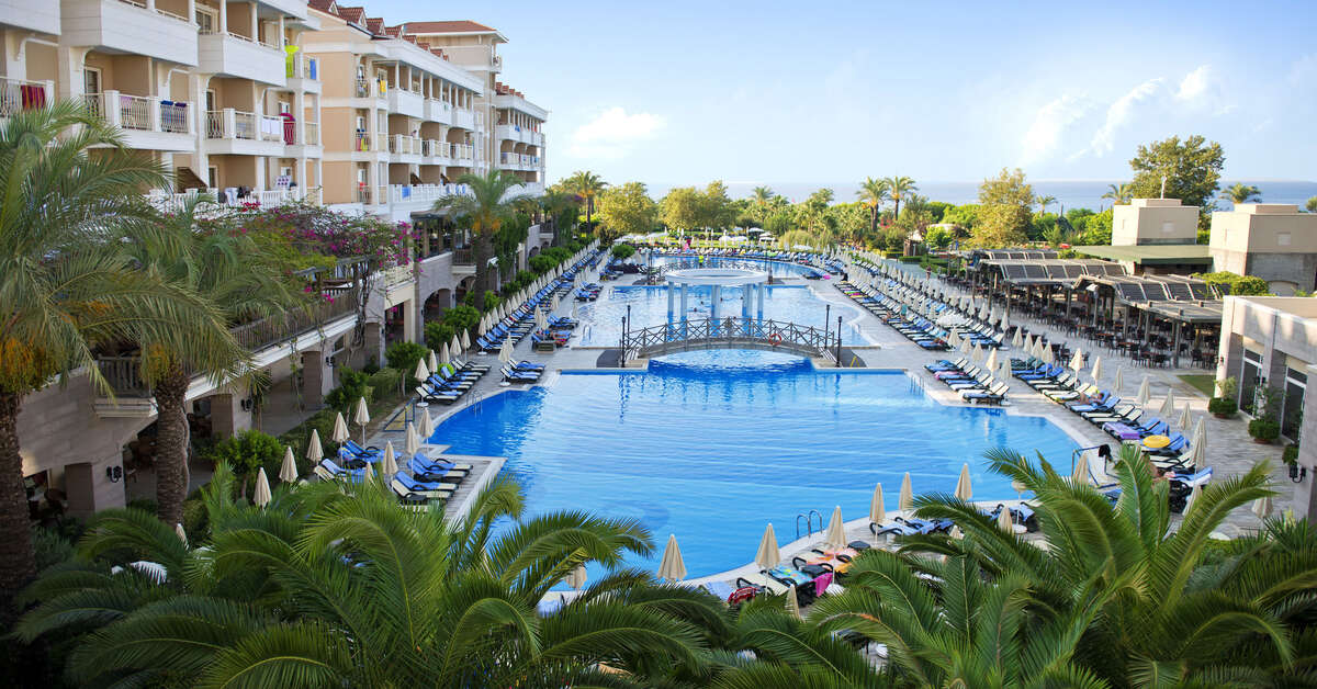Ein Foto vom Pool im Trendy Aspendos Beach