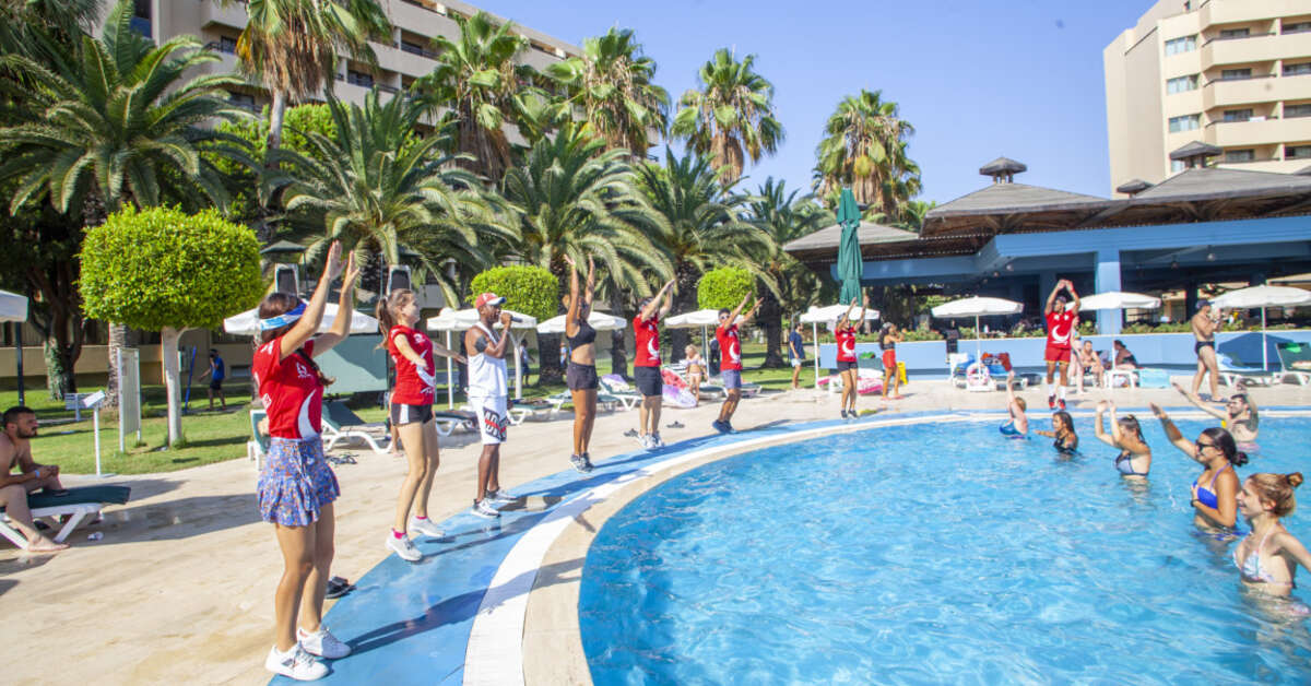 Een foto van het zwembad bij Özkaymak Select Resort Hotel